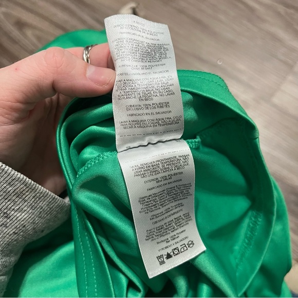 Columbia Green Yellow Lettering Long Sleeve T-Shirt; XL 18-20 Boys - Picture 5 of 8